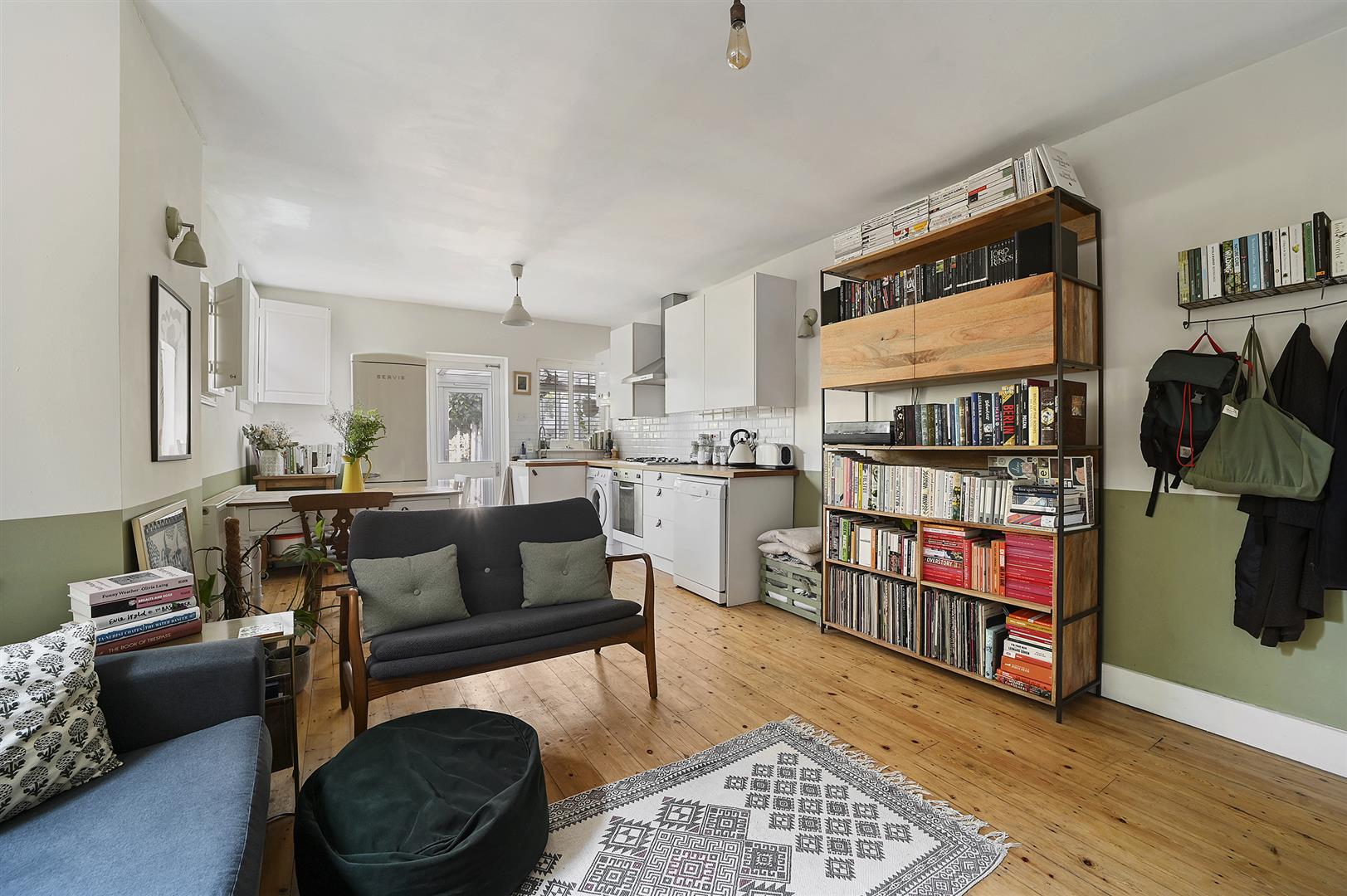 Estates 17 - Walthamstow’s Estate Agent
